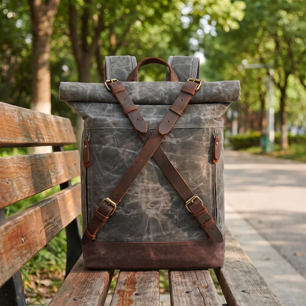 RUGGED CANVAS BACKPACK