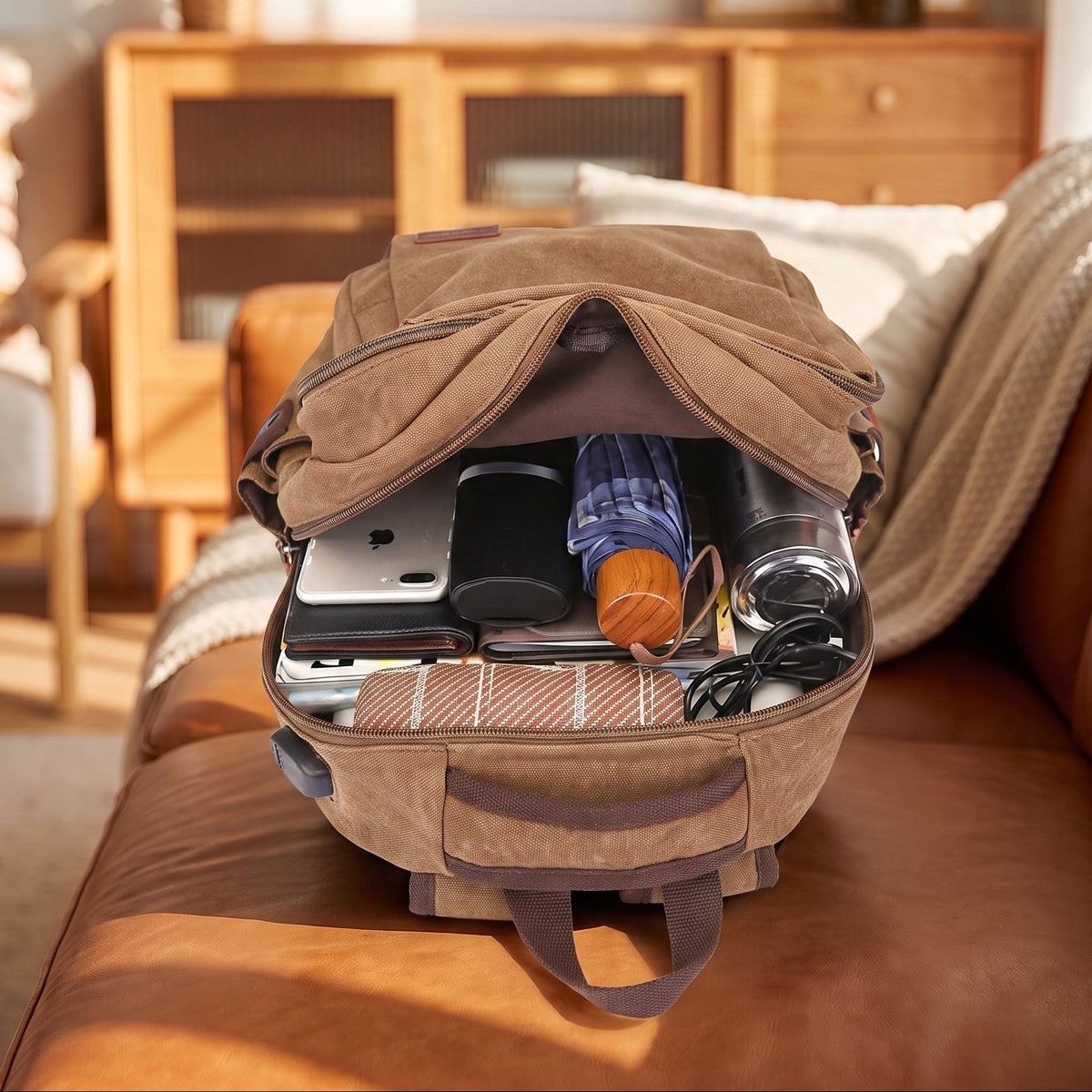 USB CHARGE CANVAS BACKPACK