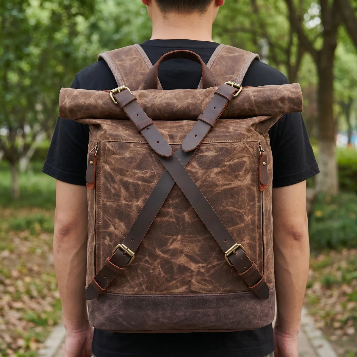 RUGGED CANVAS BACKPACK