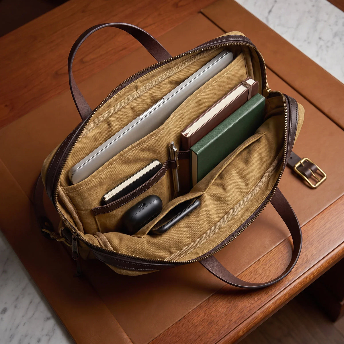 PADDED LAPTOP BRIEFCASE