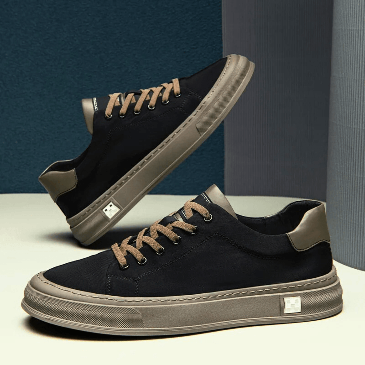 Jamie | Men’S Canvas Sneakers